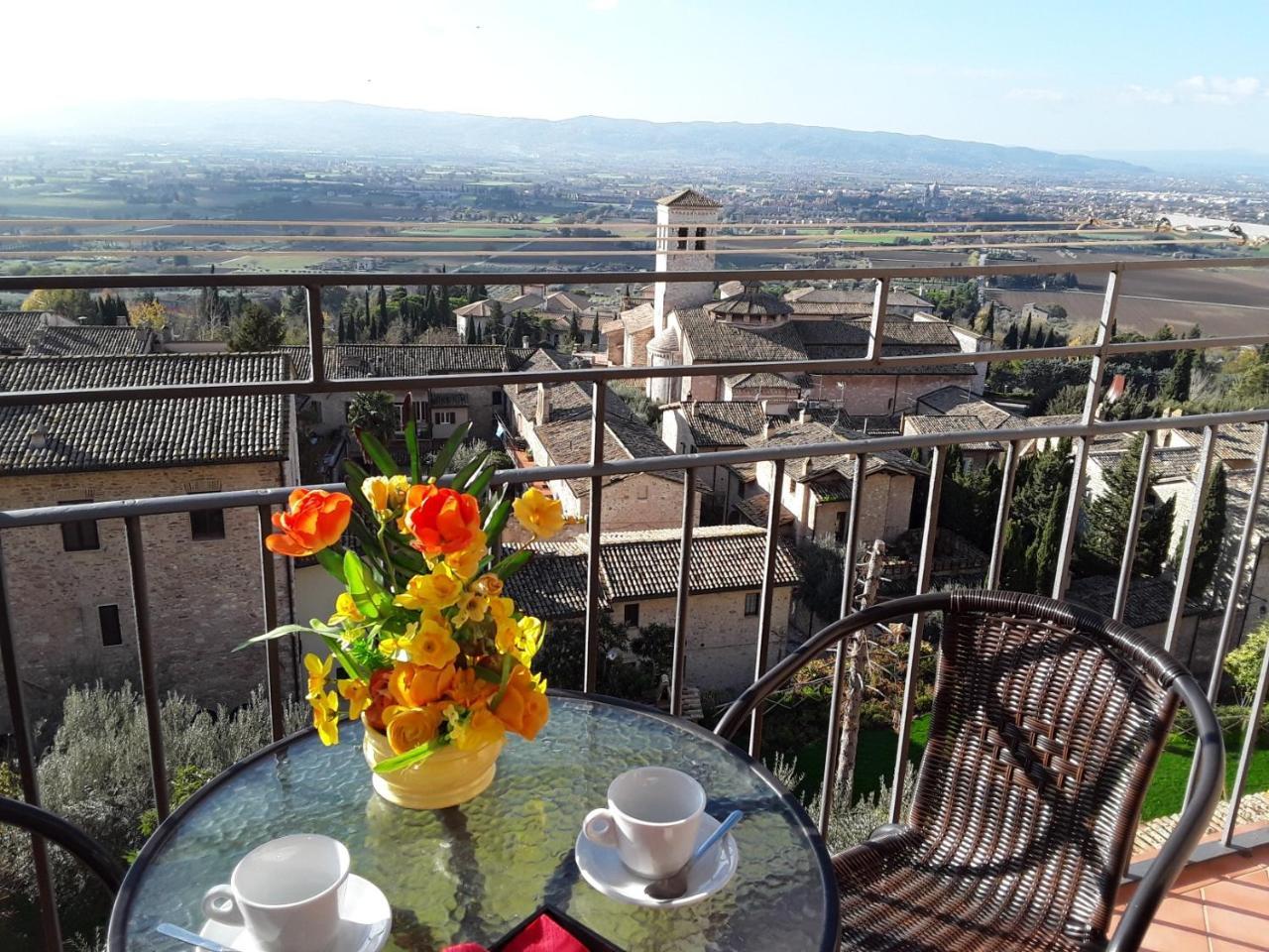 Suite Luna Bianca Assisi Exterior foto